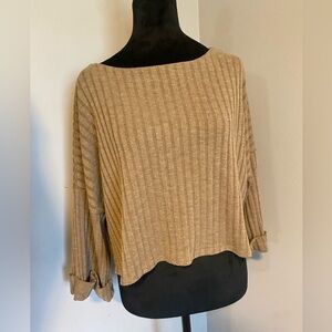 LULUS Cropped Sweater Size Small
